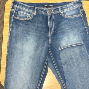 Maurices jeans